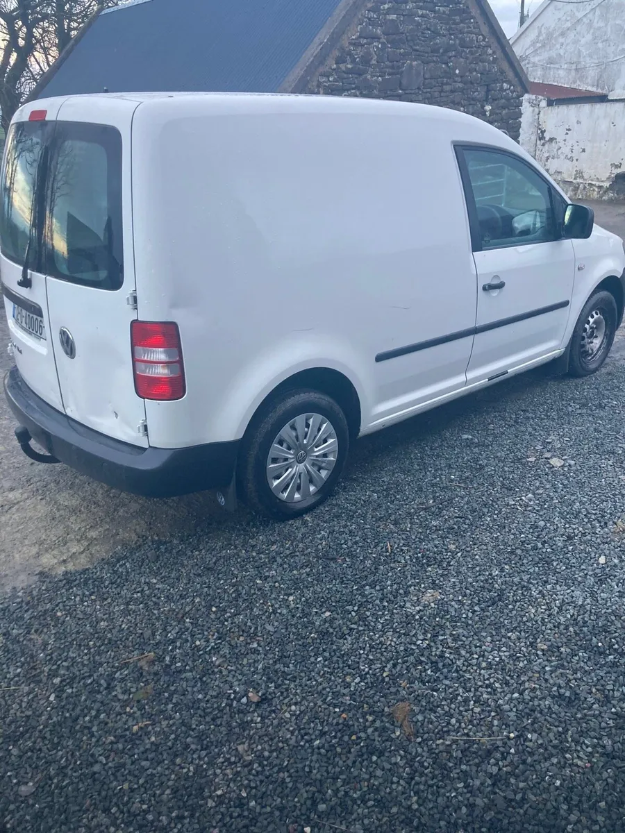 Volkswagen caddy - Image 3