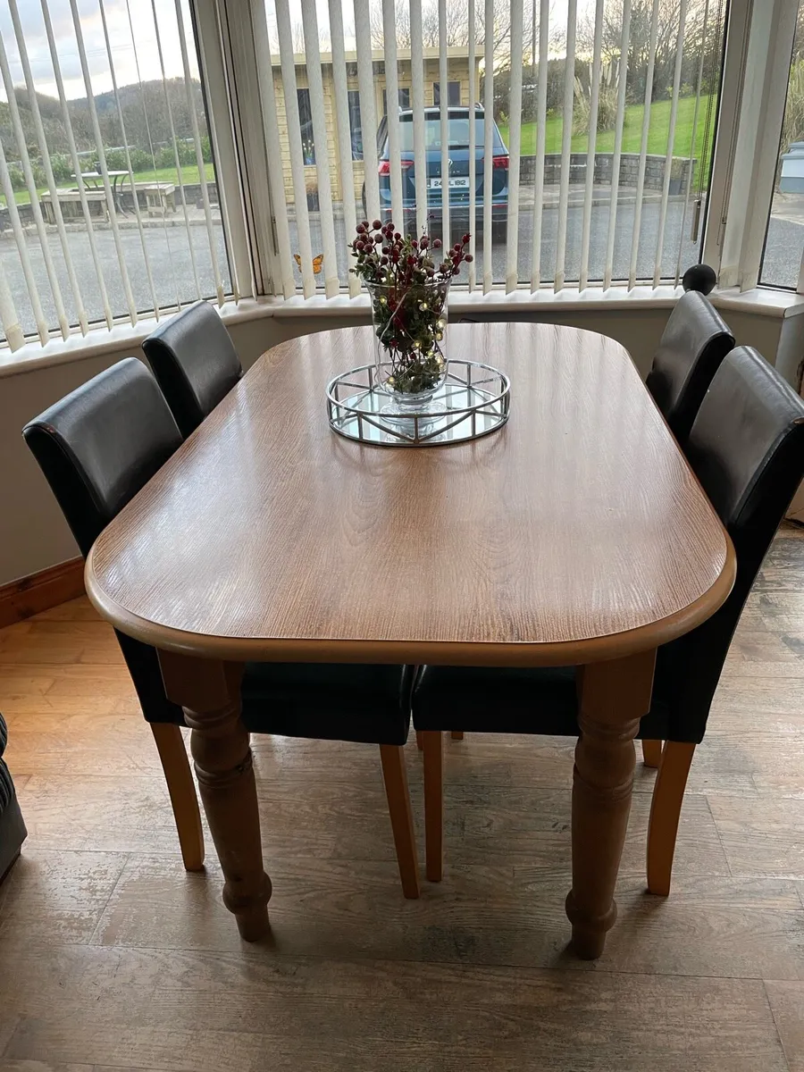 Dining table and 4 chairs - Image 1