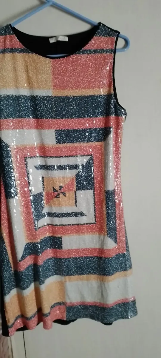 Ladies dresses - Image 2