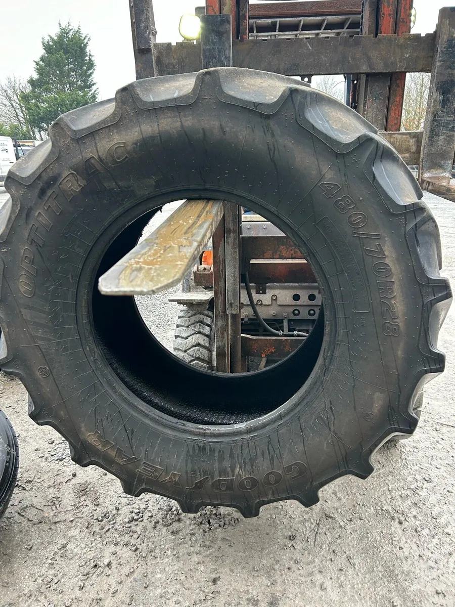 480/70R28 Goodyear x1 - Image 2