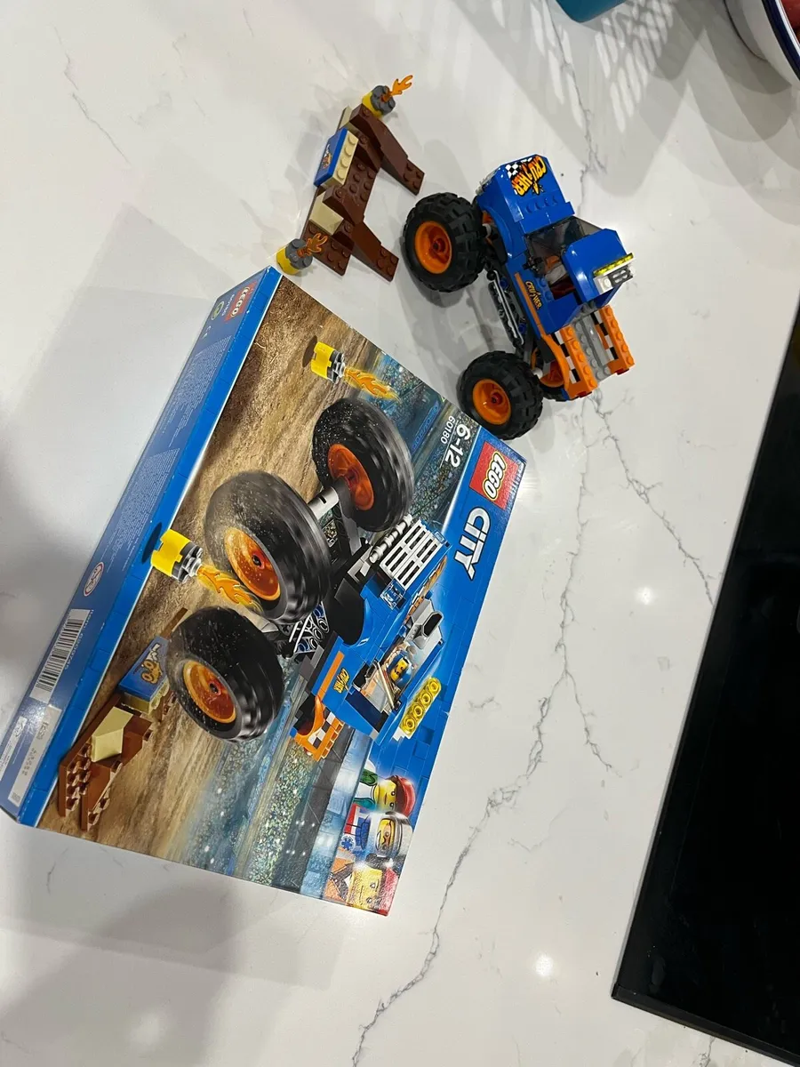 2 x Lego City 60180 - Image 2