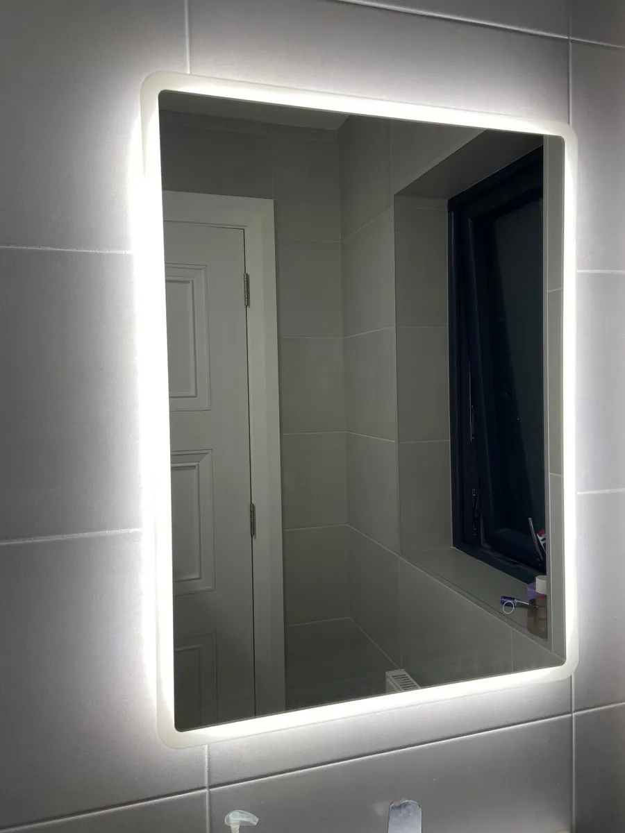 New LED Bathroom mirror - Image 1