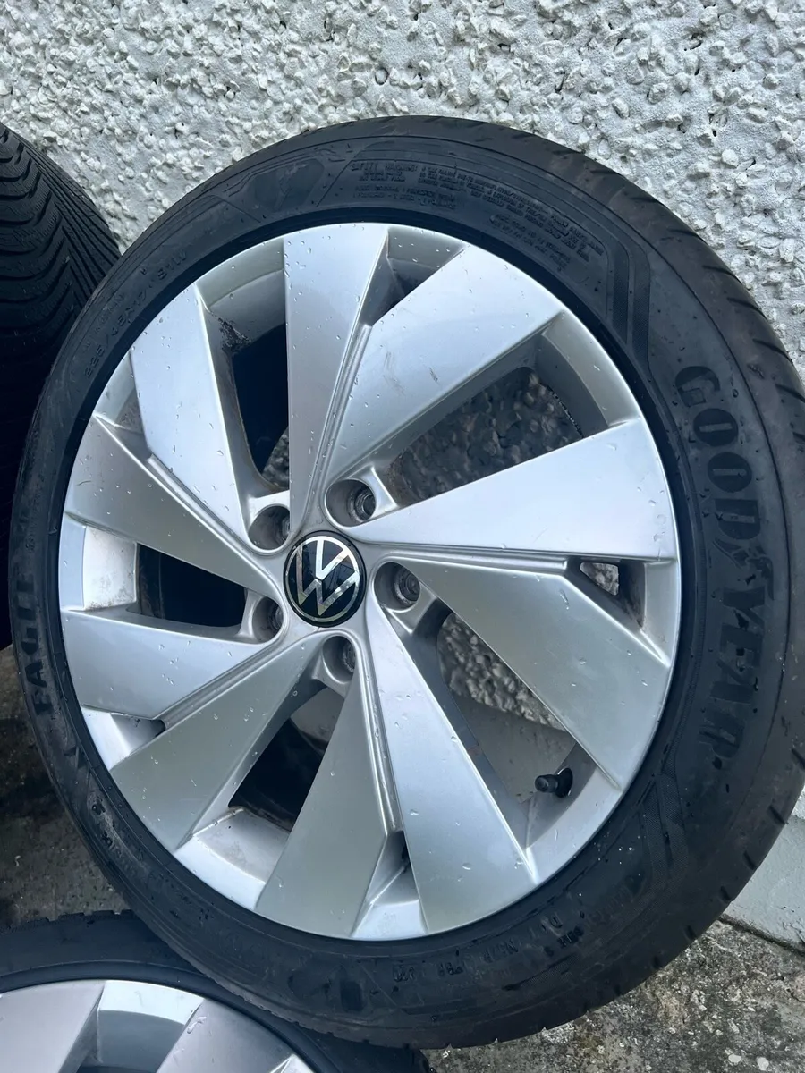 17” vw golf alloys & tyres - Image 2