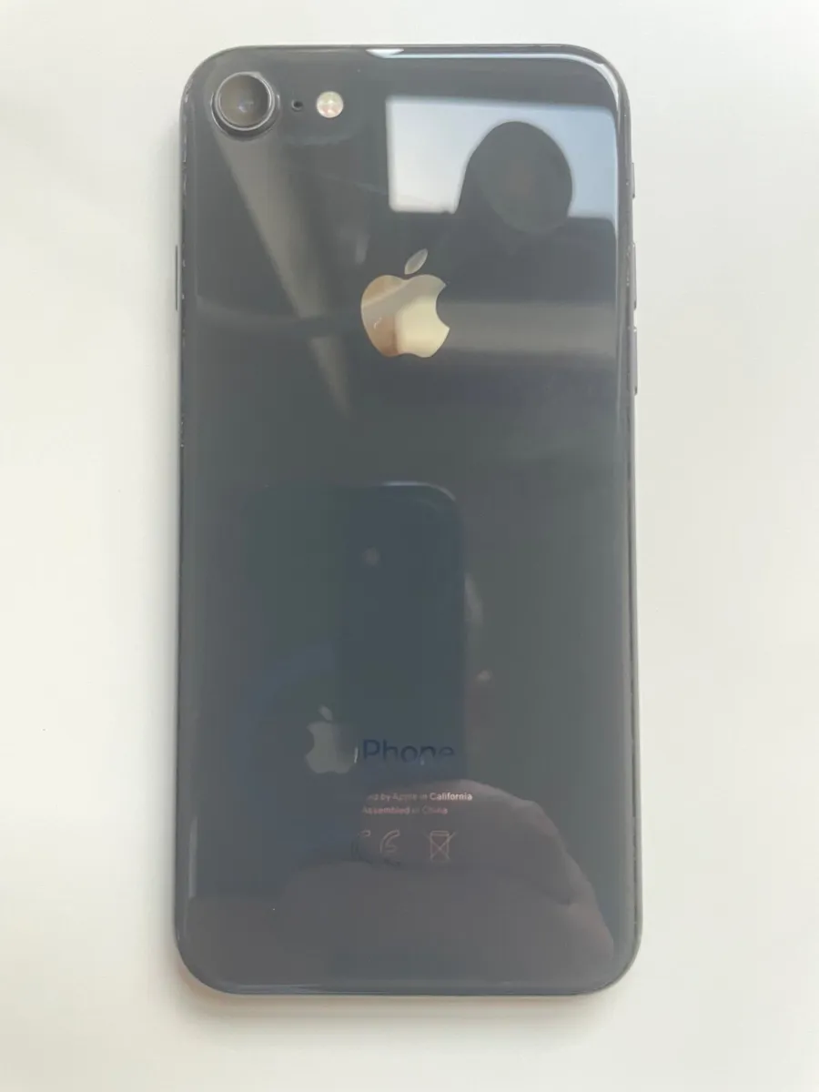 iPhone 8 – Spares or Repair – Touch ID not working - Image 1