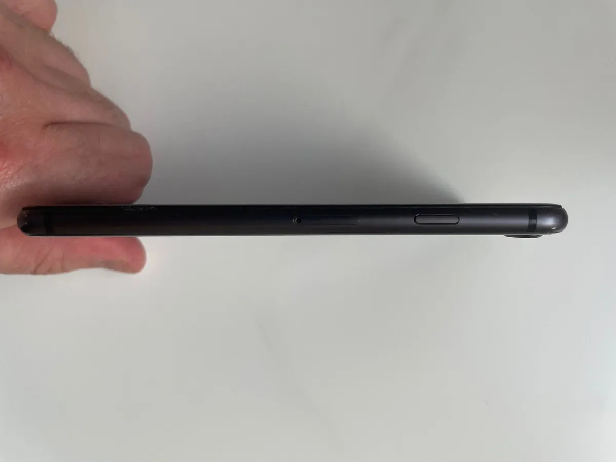 iPhone 8 – Spares or Repair – Touch ID not working - Image 3