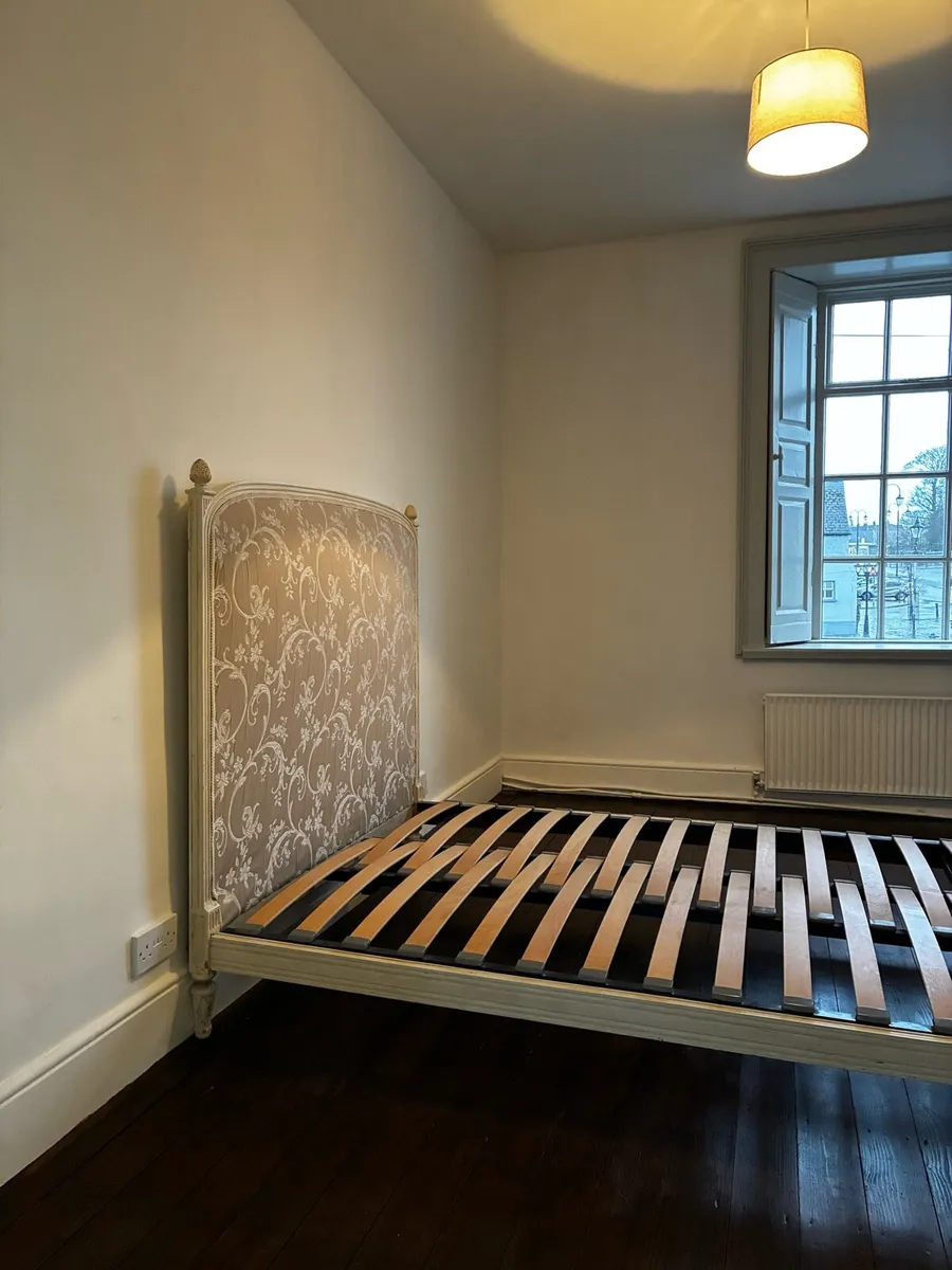 Antique French bed - Image 1