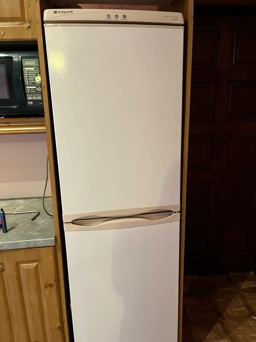 Fridge freezer - Image 1