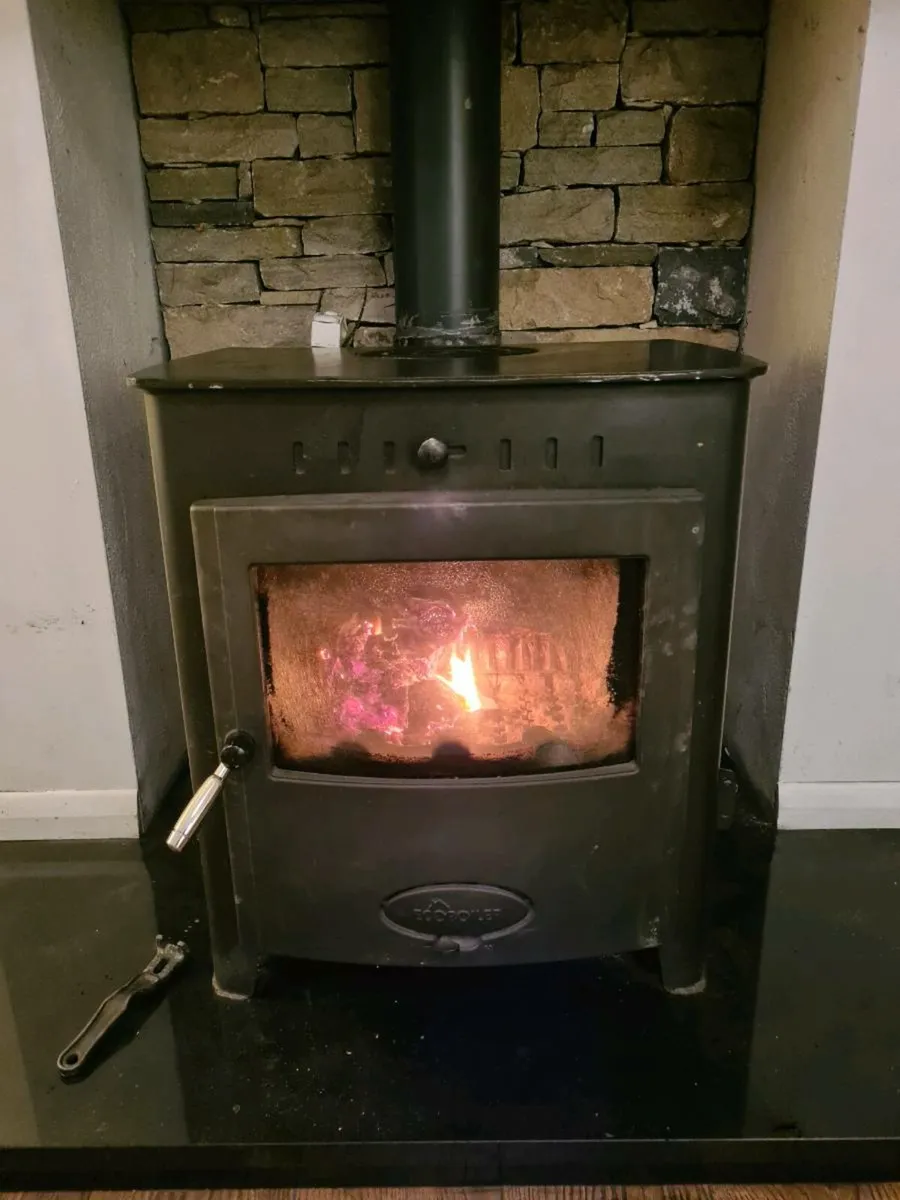 Arada Stratford EB20 HE Multi Fuel Boiler Stove - Image 1
