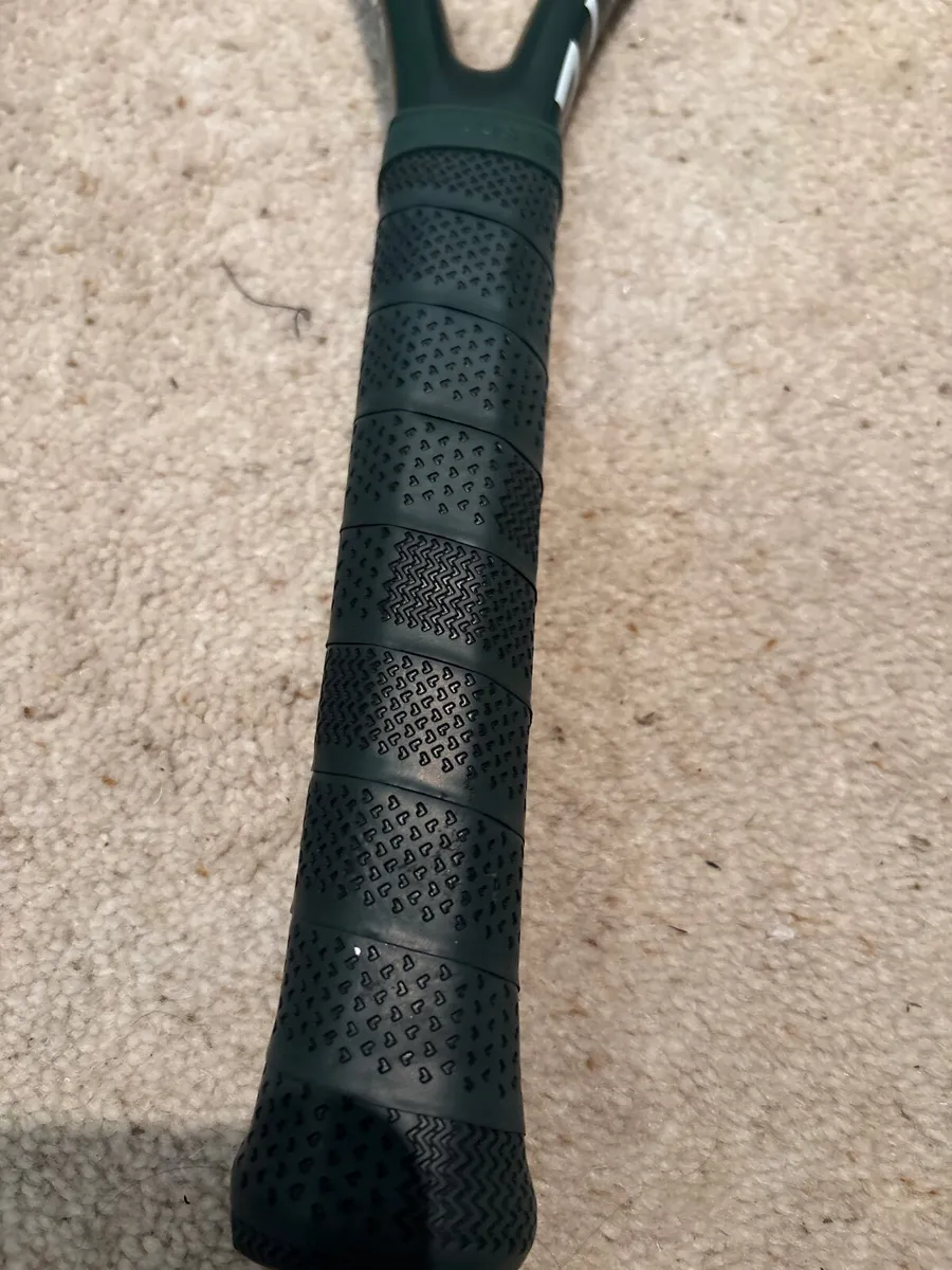 Lacoste l20 tennis racket. - Image 4