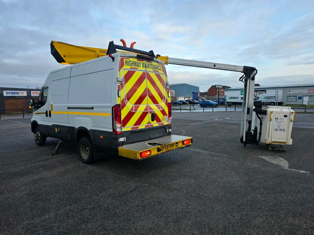 Iveco daily 50c 3.0 auto cherry picker versalift - Image 3