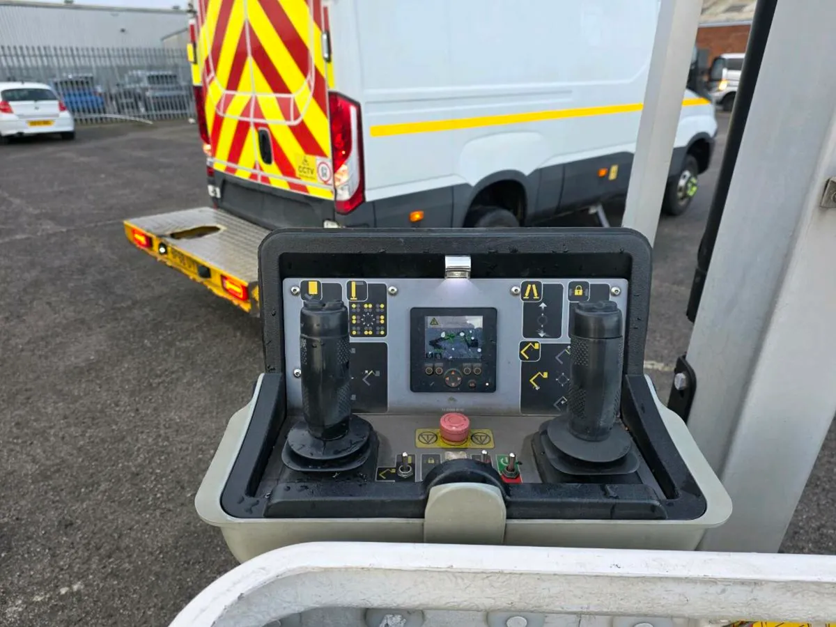 Iveco daily 50c 3.0 auto cherry picker versalift - Image 4