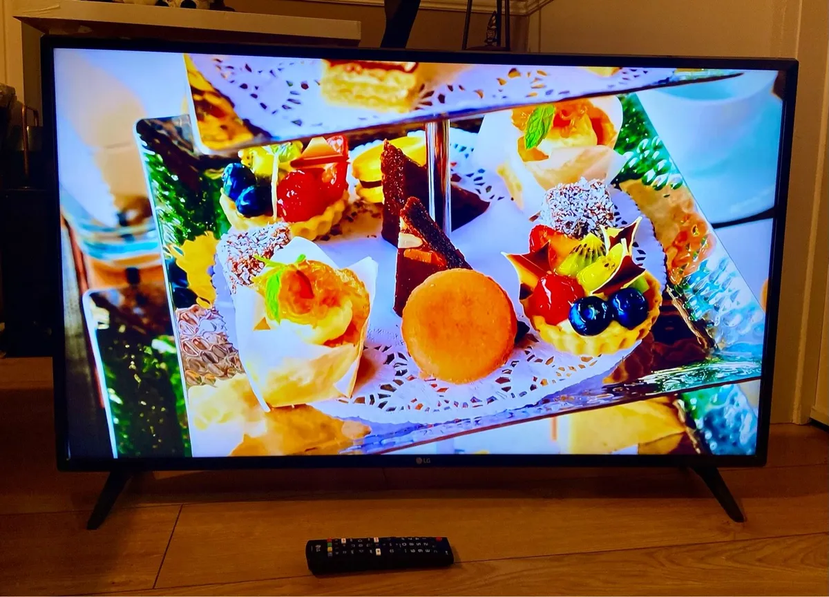 LG 43” Smart TV 4k Ultra HD - Image 2