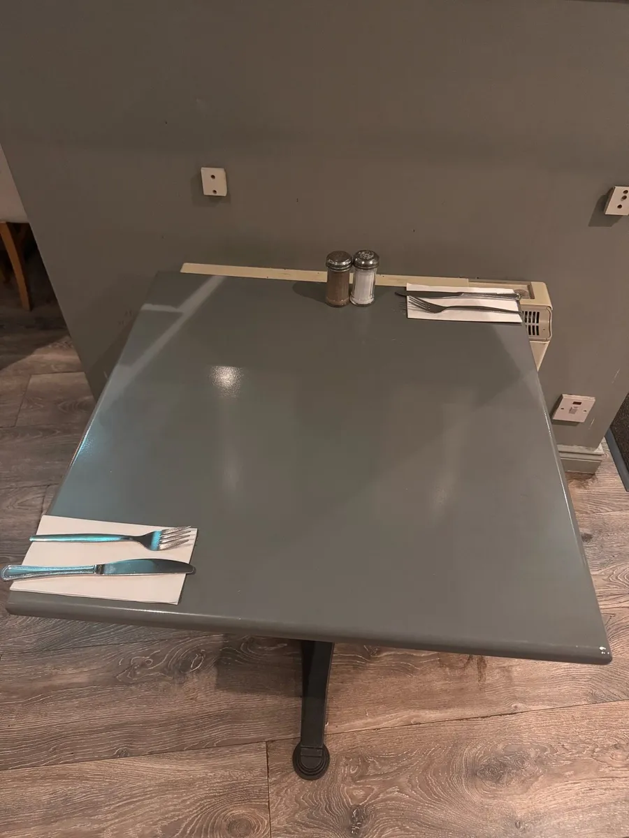 Restaurants tables and chirs - Image 3