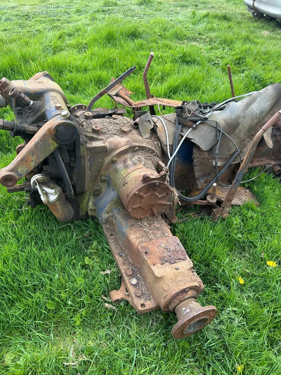 Leyland 245 parts - Image 2