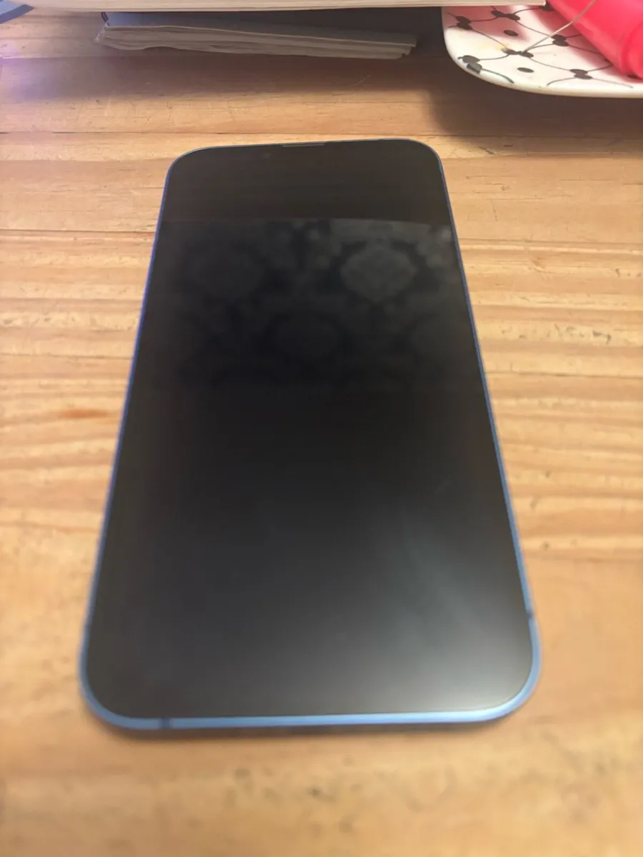 I phone 13 - Image 1