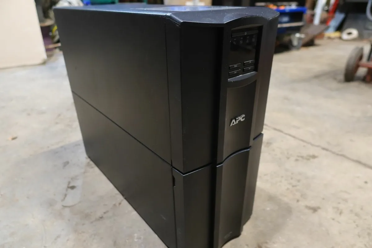 UPS Power Supply - Image 1