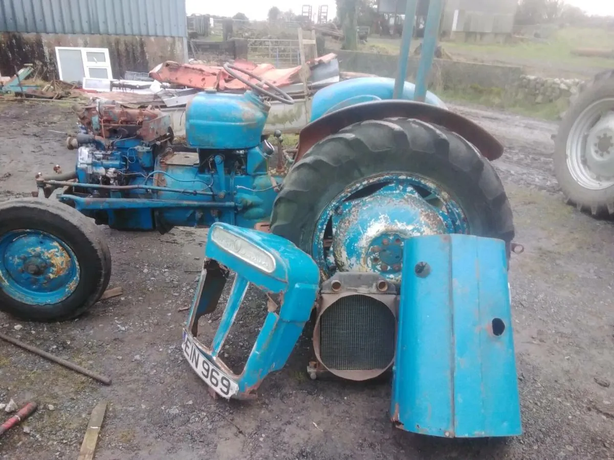 Fordson super dexta,ferguson 20 for Breaking - Image 1