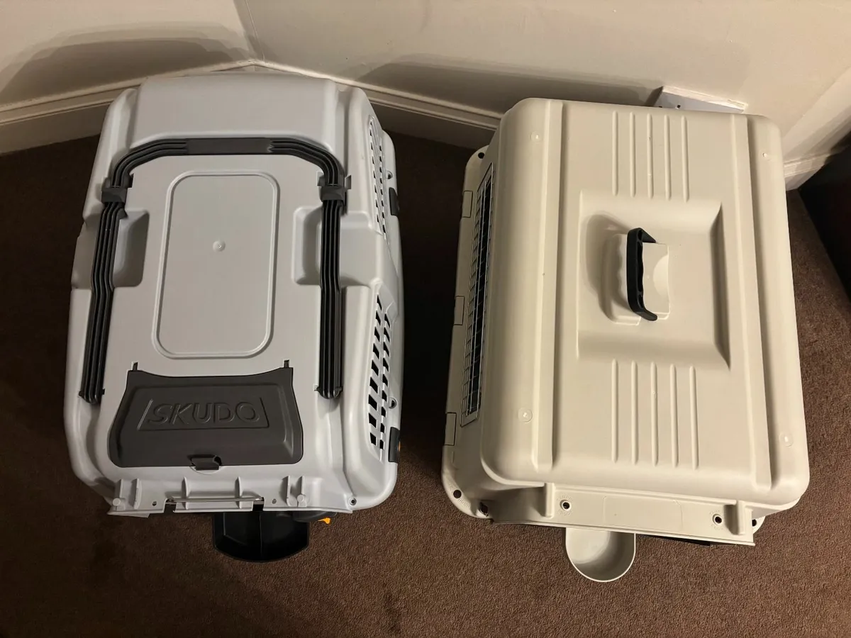 Airline Approved Dog Carrier, Large - Image 3