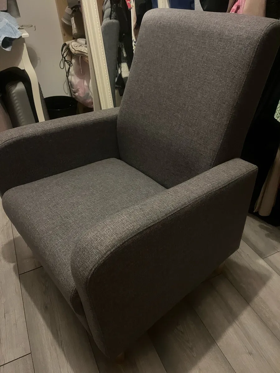 Grey armchair - Image 2