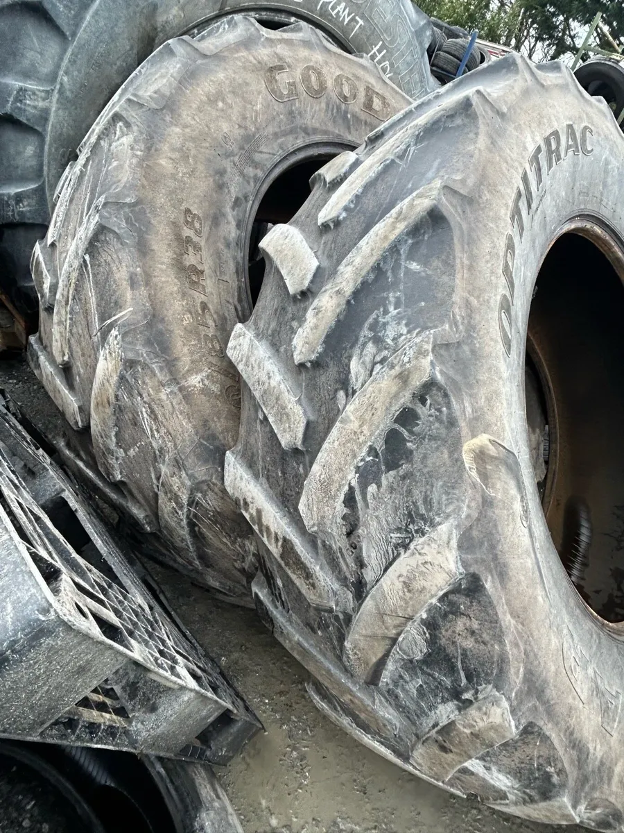 520/85R38 (20.8R38) - Image 1