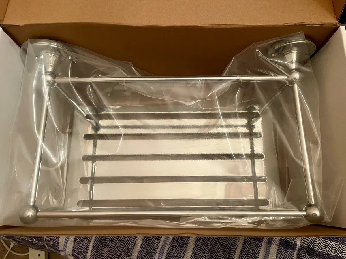 BNIB chrome wall mounted bottle rack/ shower shelf - Image 3
