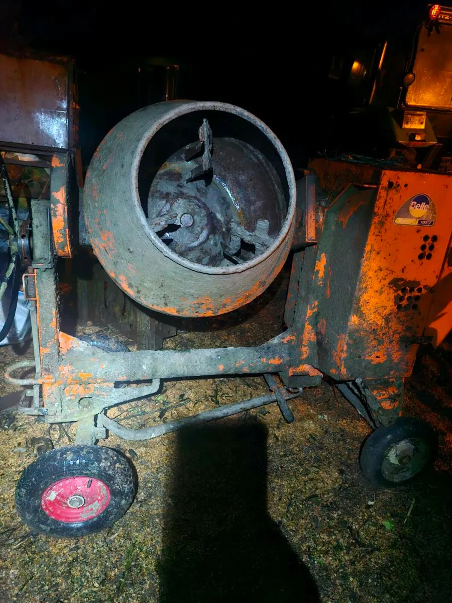 Belle diesel 100xt cement mixer - Image 1