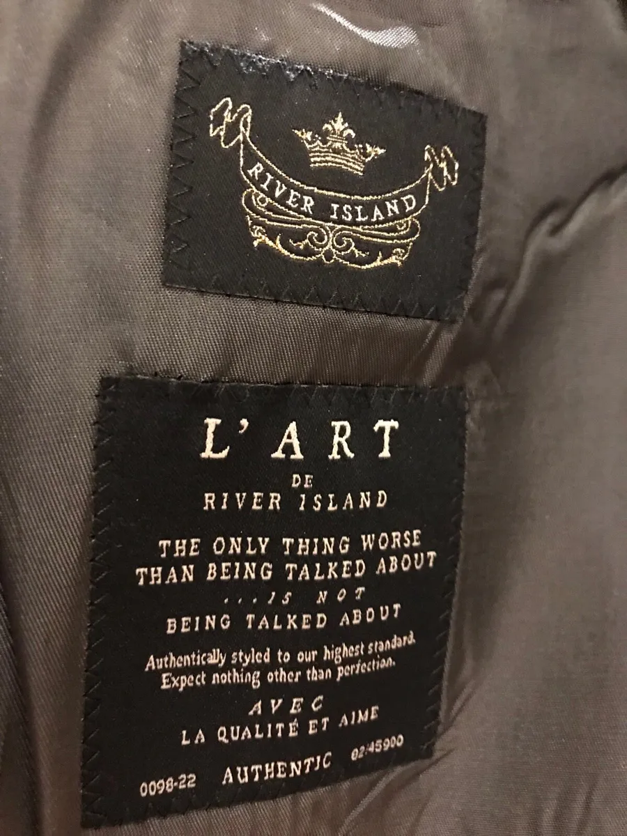 White Label suit - Image 3