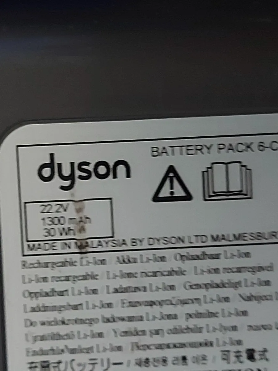 Dyson DC35 cordless Vacuum Cleaner, some accessori - Image 3