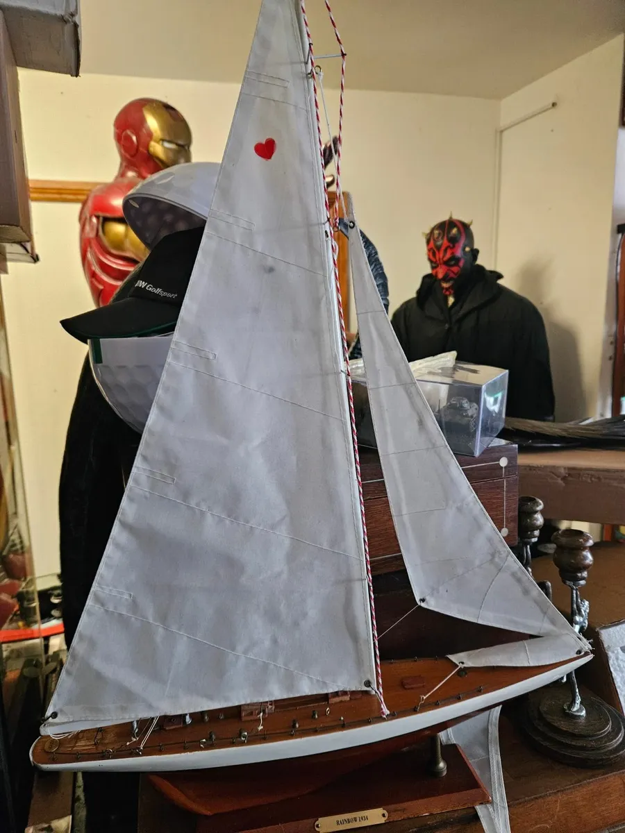 Model Boat Yacht - Image 4