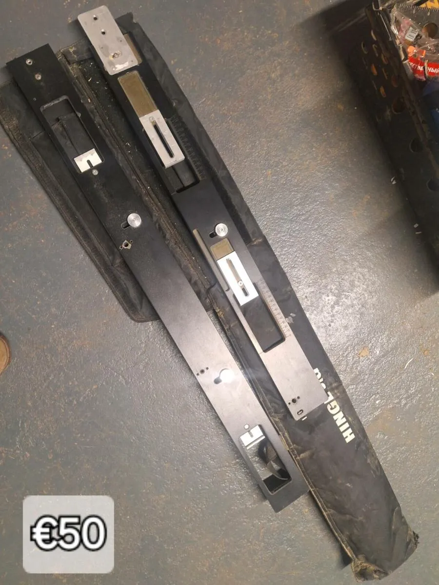 Door hinging kit - Image 2