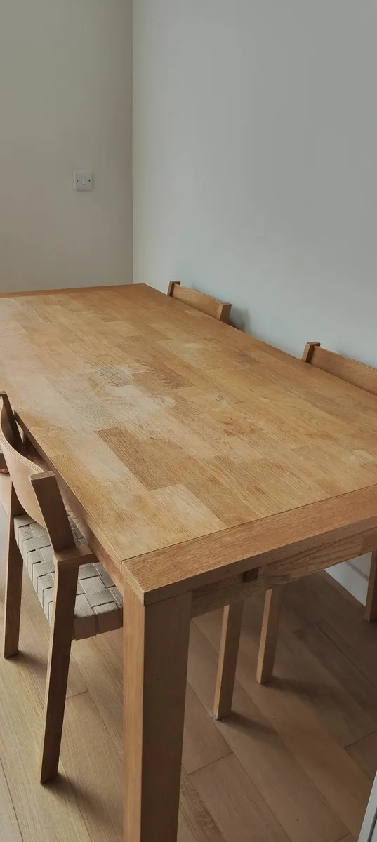 Kitchen table and chairs - Image 2