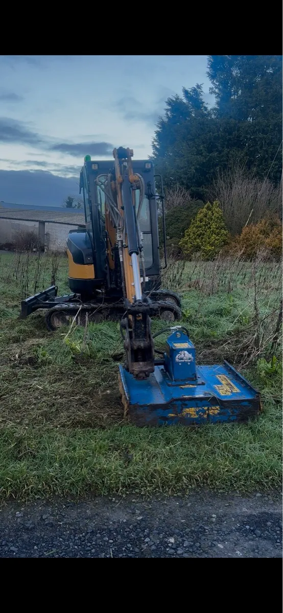 Digger Clean Up and Mulching Service - Image 3