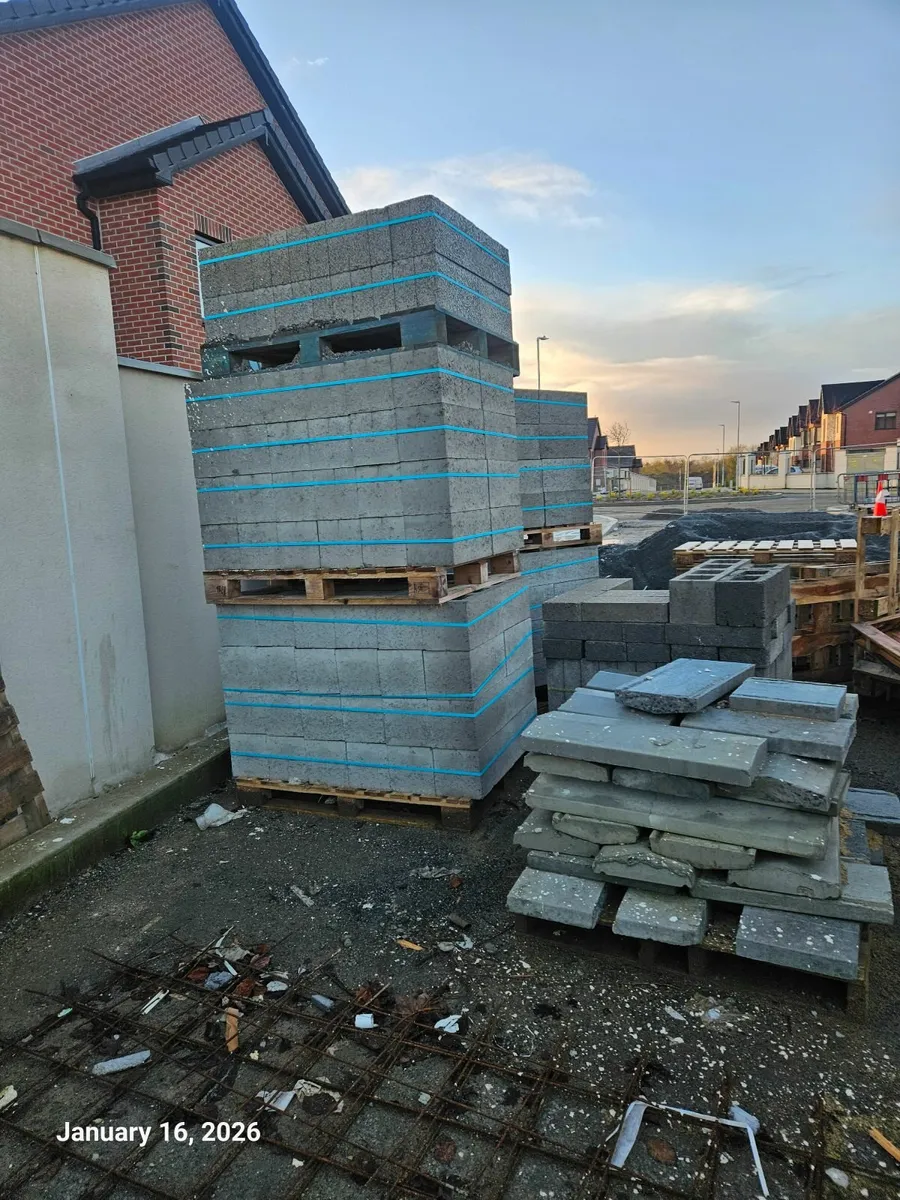 Cavity Blocks and stock bricks - Image 3