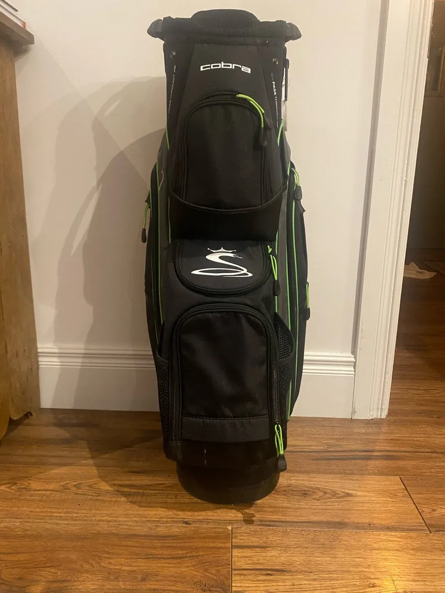 Cobra golf bag - Image 2