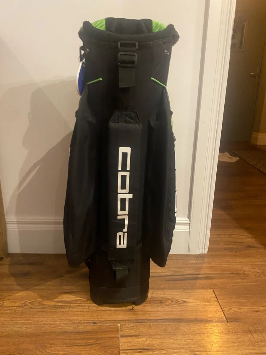 Cobra golf bag - Image 4