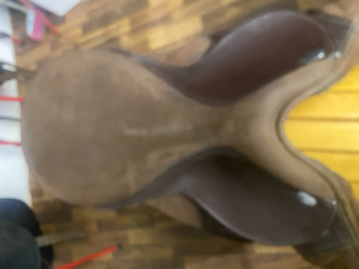 Thorowgood T4 adjustable saddle - Image 4