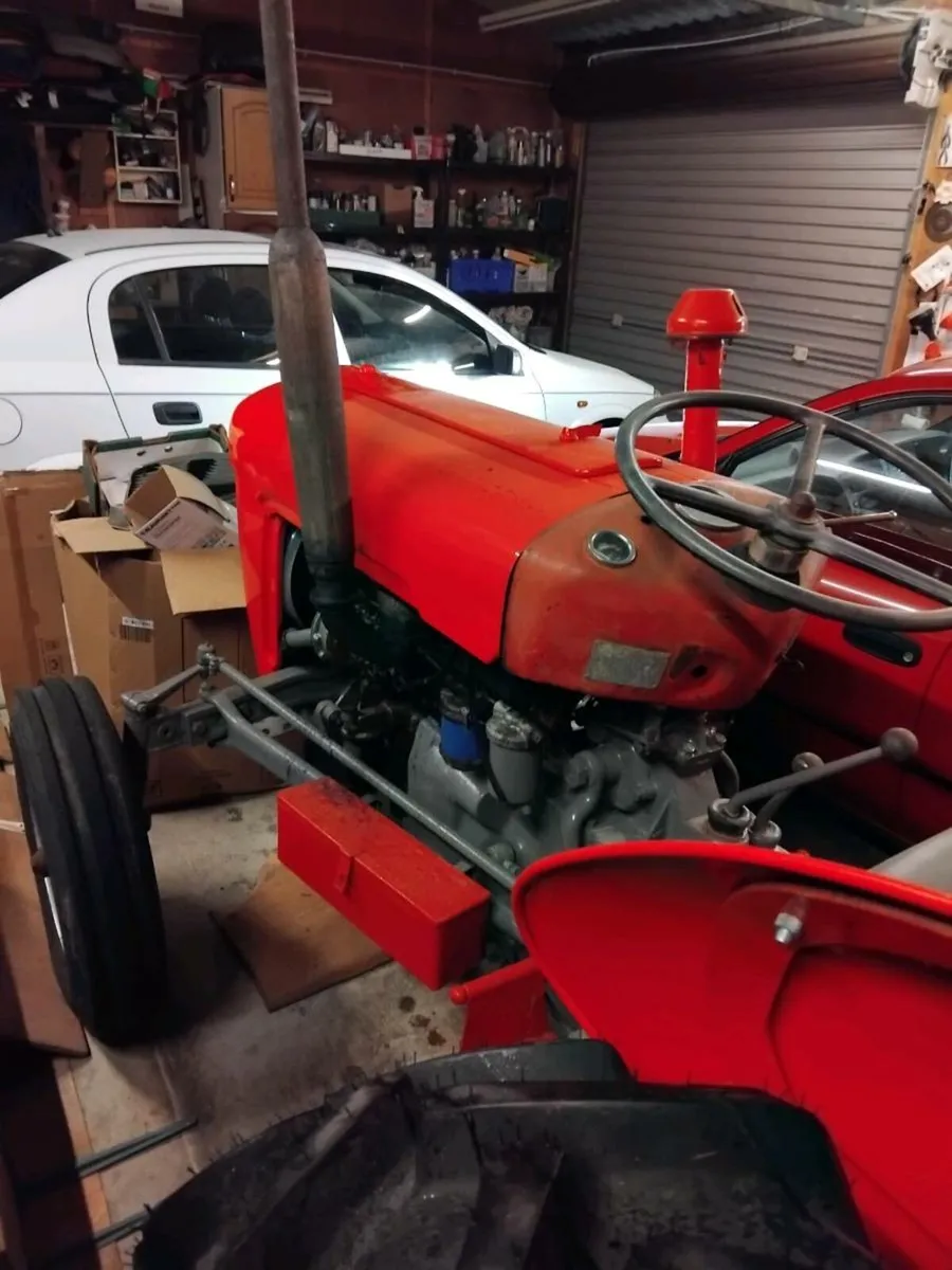 Vintage tractors - Image 3