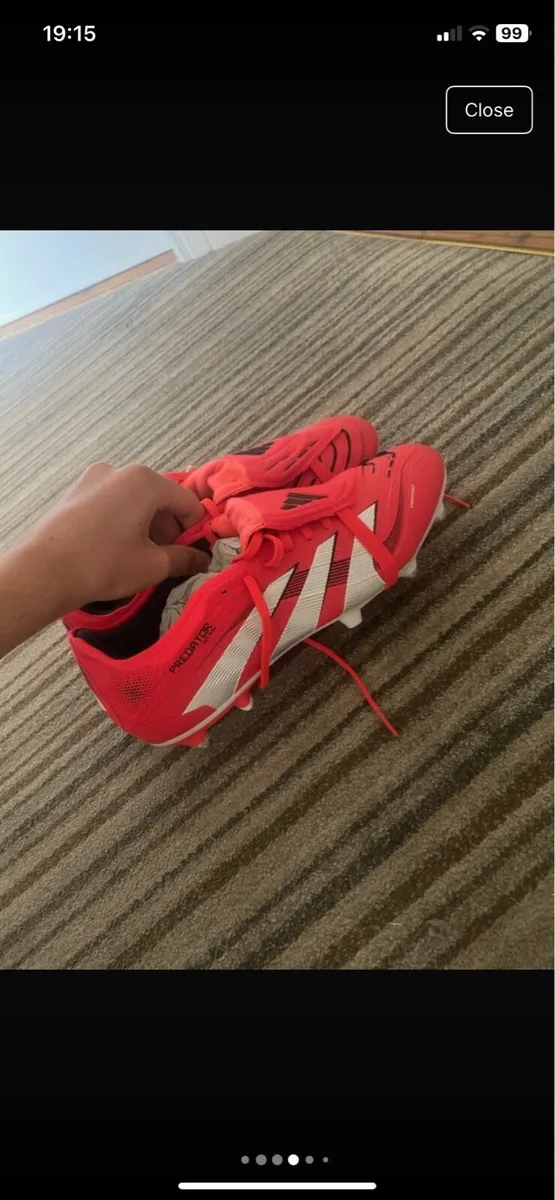 Adidas predator football boots - Image 1