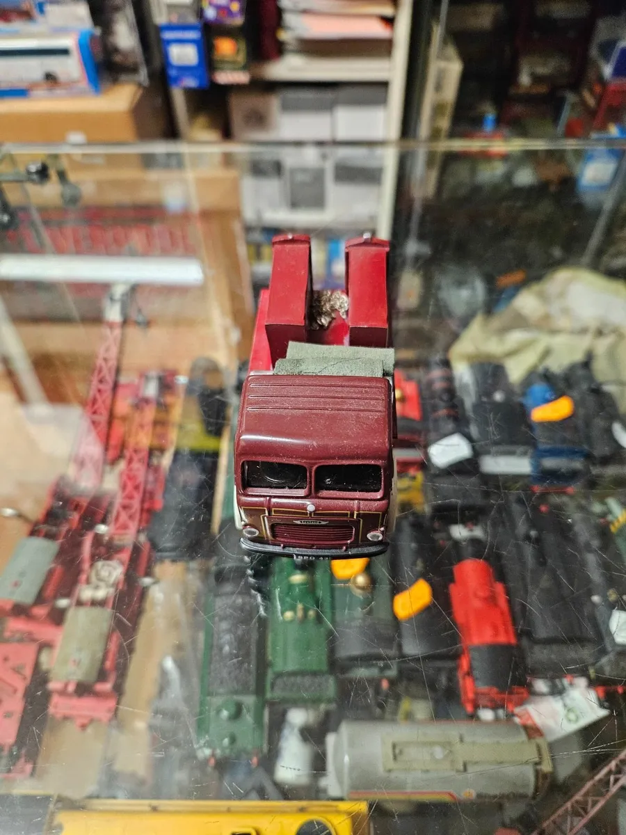 Corgi Circus Fair Ground Code3 Truck - Image 2