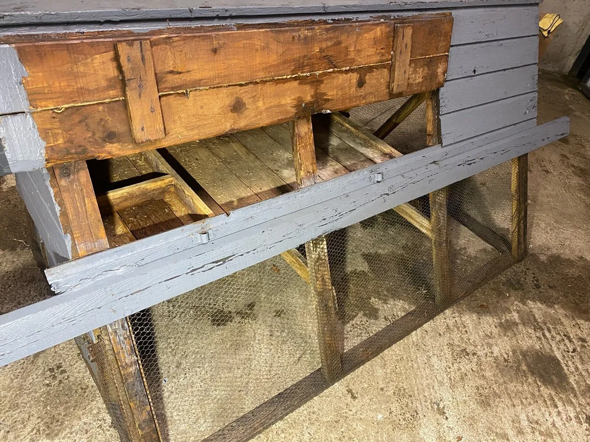 Chicken Coop - Image 2