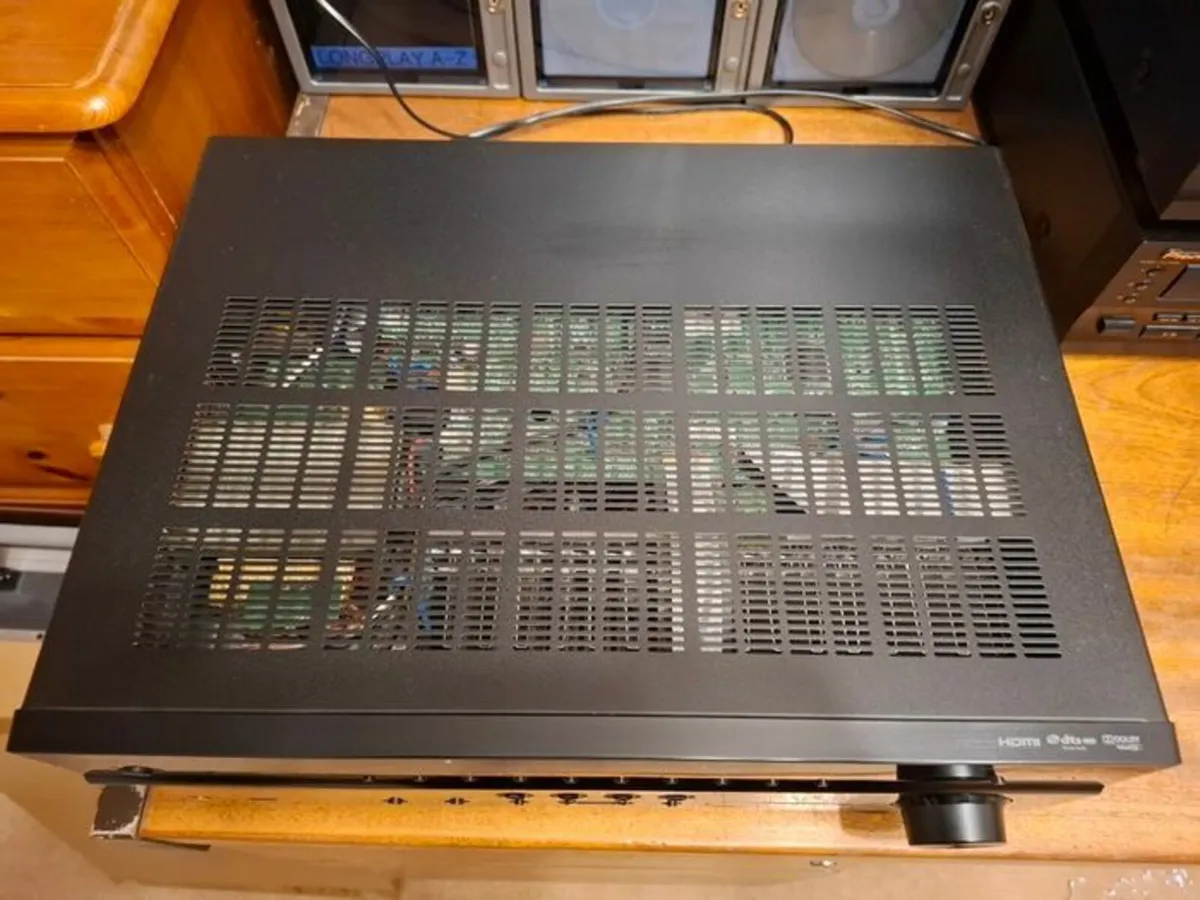 Yamaha RX-V671 3D AV Receiver c/w remote - AS NEW - Image 3