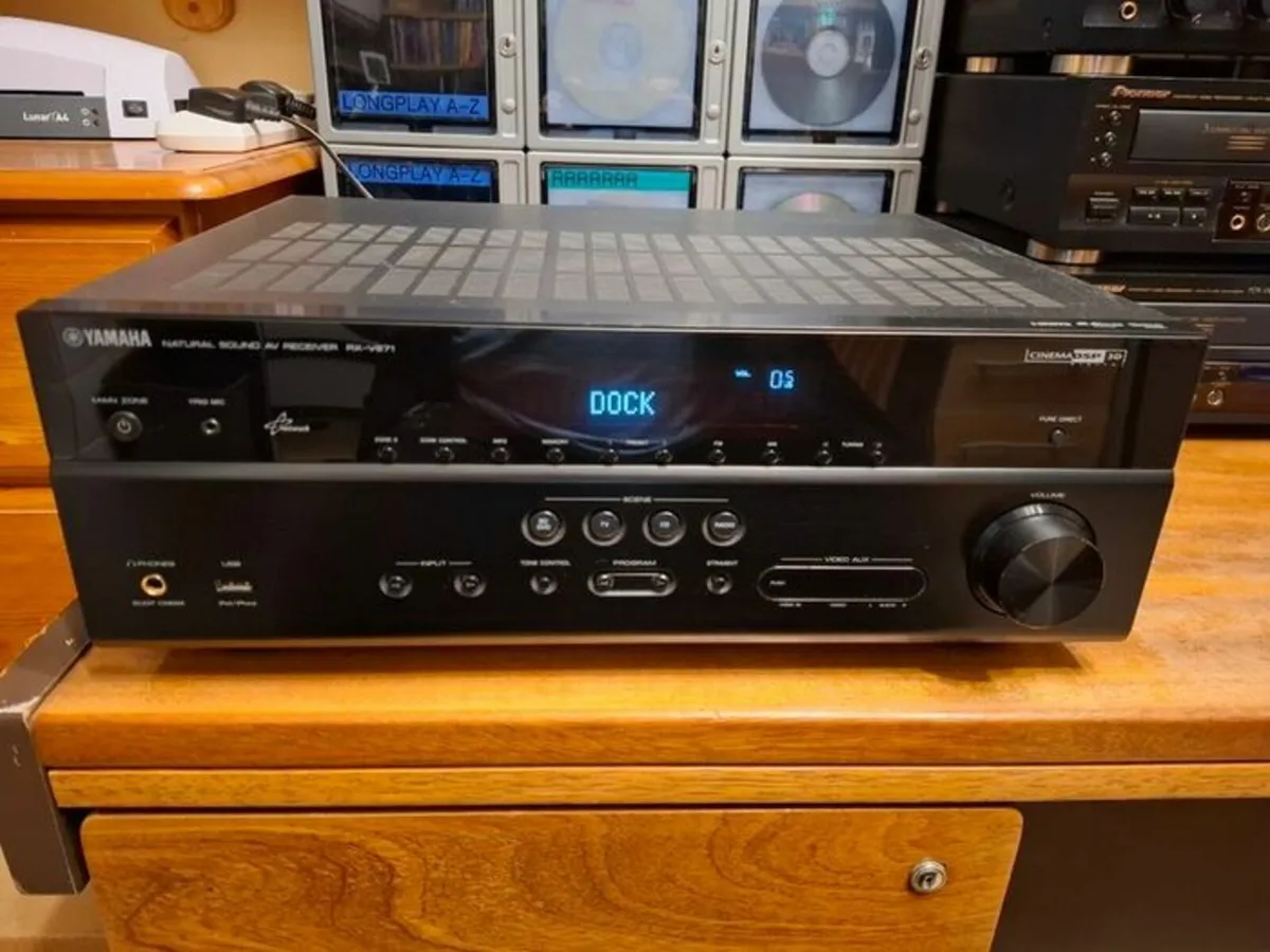 Yamaha RX-V671 3D AV Receiver c/w remote - AS NEW - Image 2