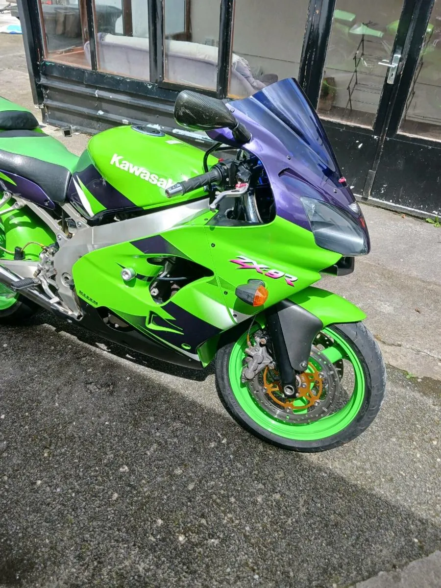 Kawasaki zx9r - Image 1