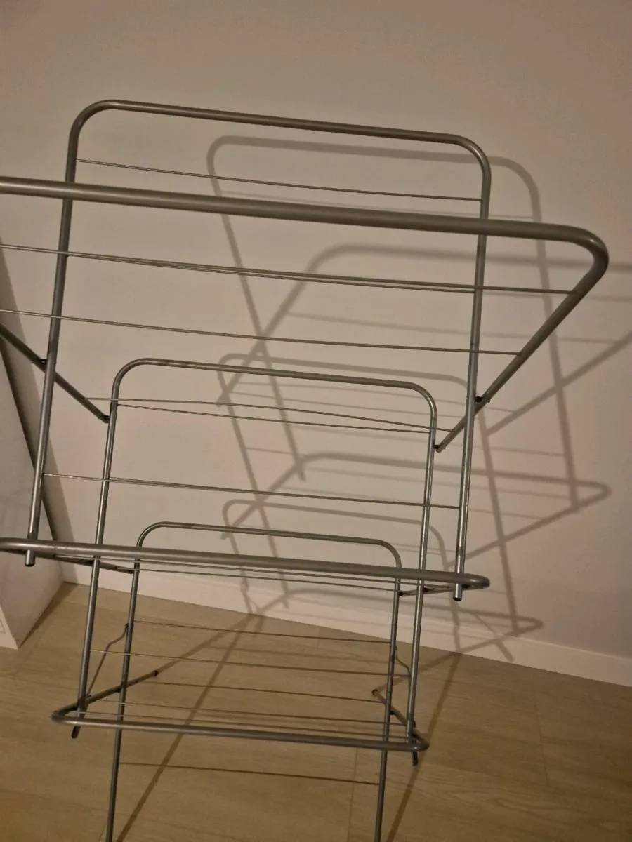 Clothes dryer - Image 2