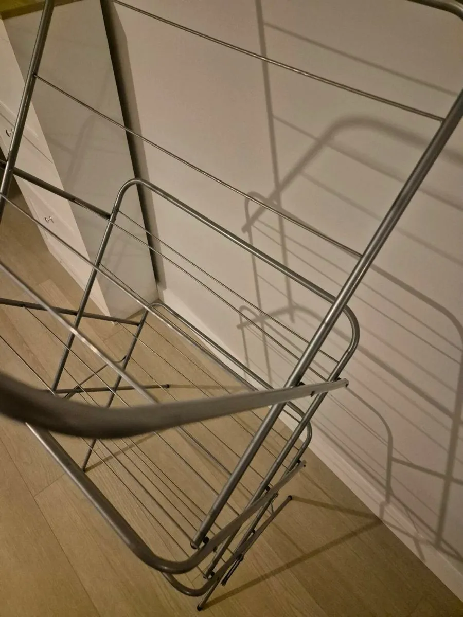 Clothes dryer - Image 3