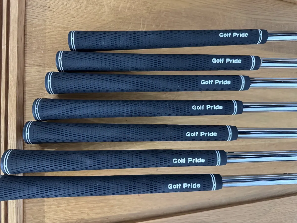 Titleist 718 AP2 (4-PW) - Image 4