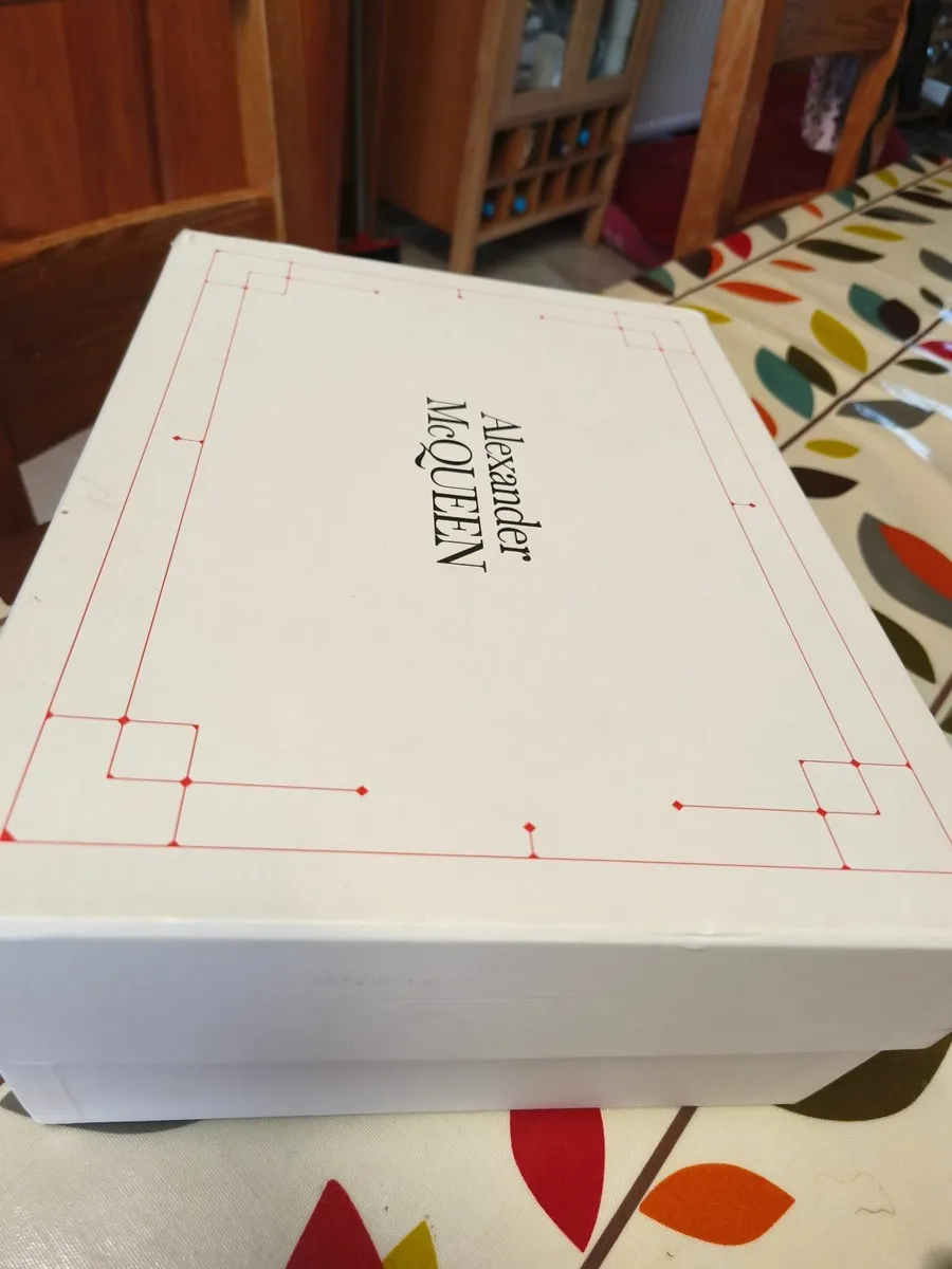 Alexander MC QUEEN trainers - Image 3