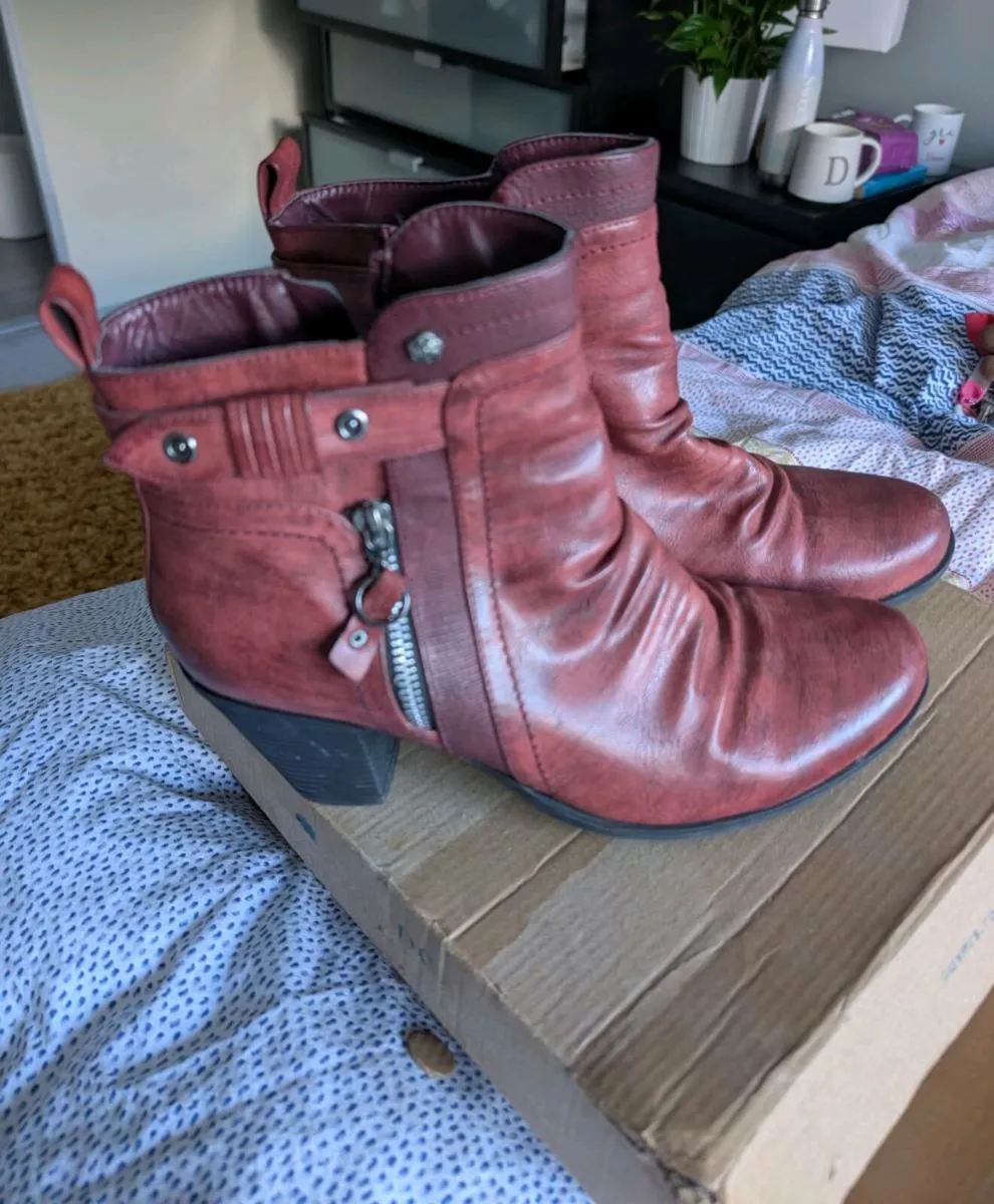 Ankle boots - Image 2