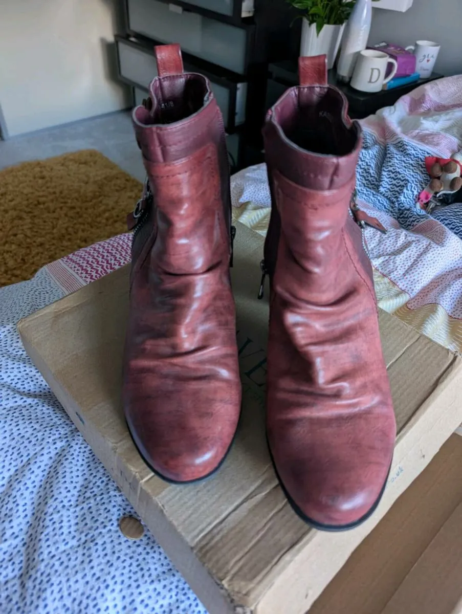 Ankle boots - Image 3