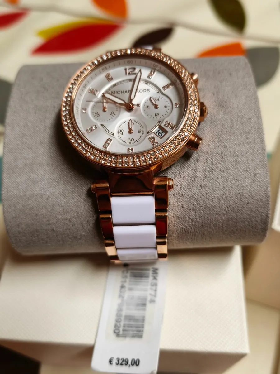 Brand mew Michael kors watch - Image 3